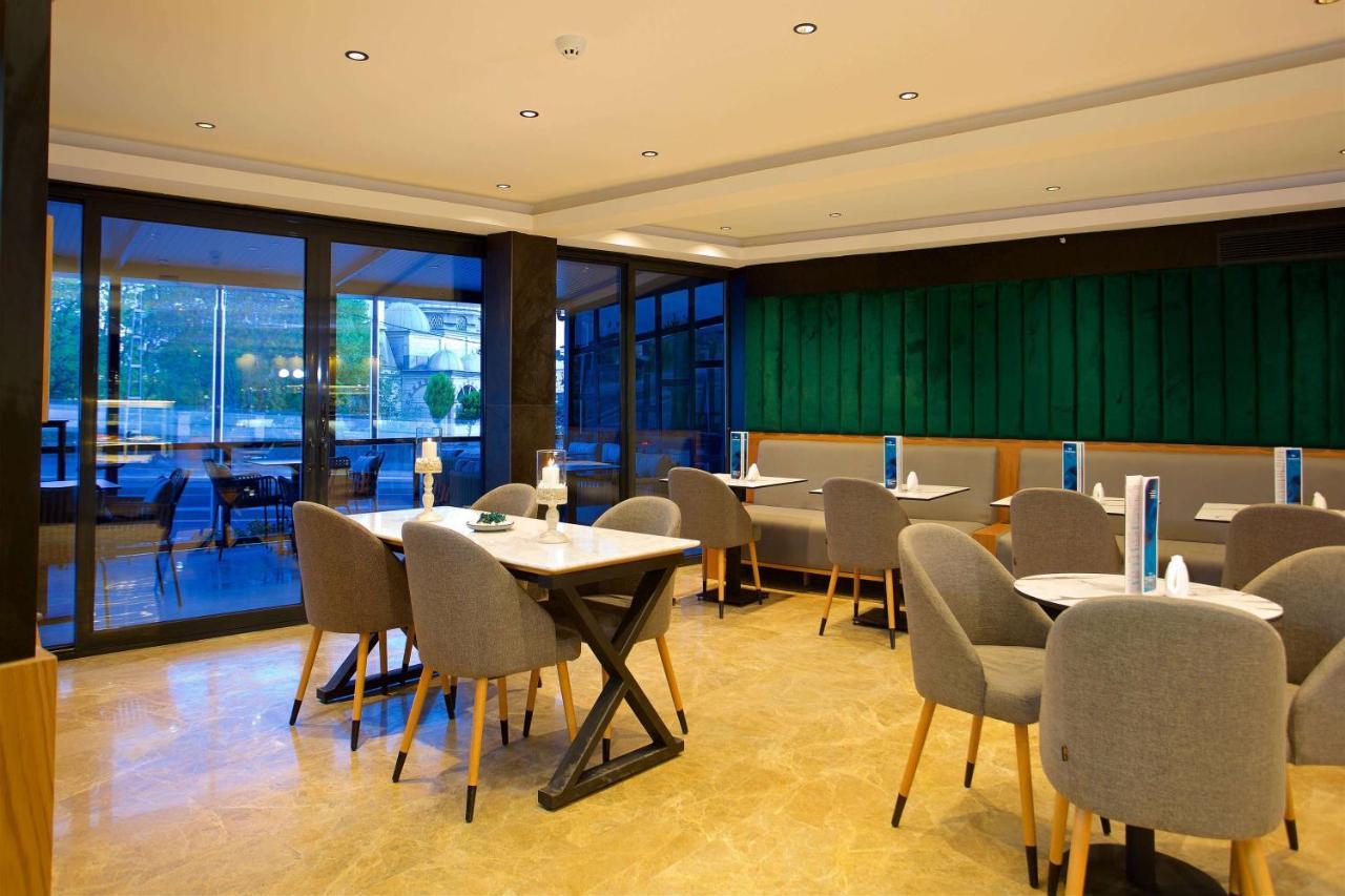 Days Inn By Wyndham Istanbul Arnavutkoy Eksteriør billede