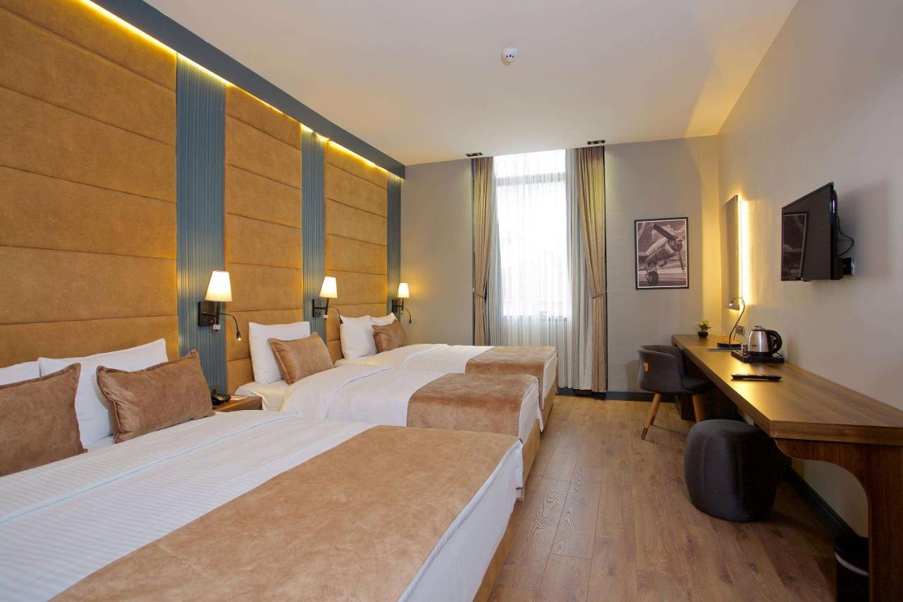 Days Inn By Wyndham Istanbul Arnavutkoy Eksteriør billede