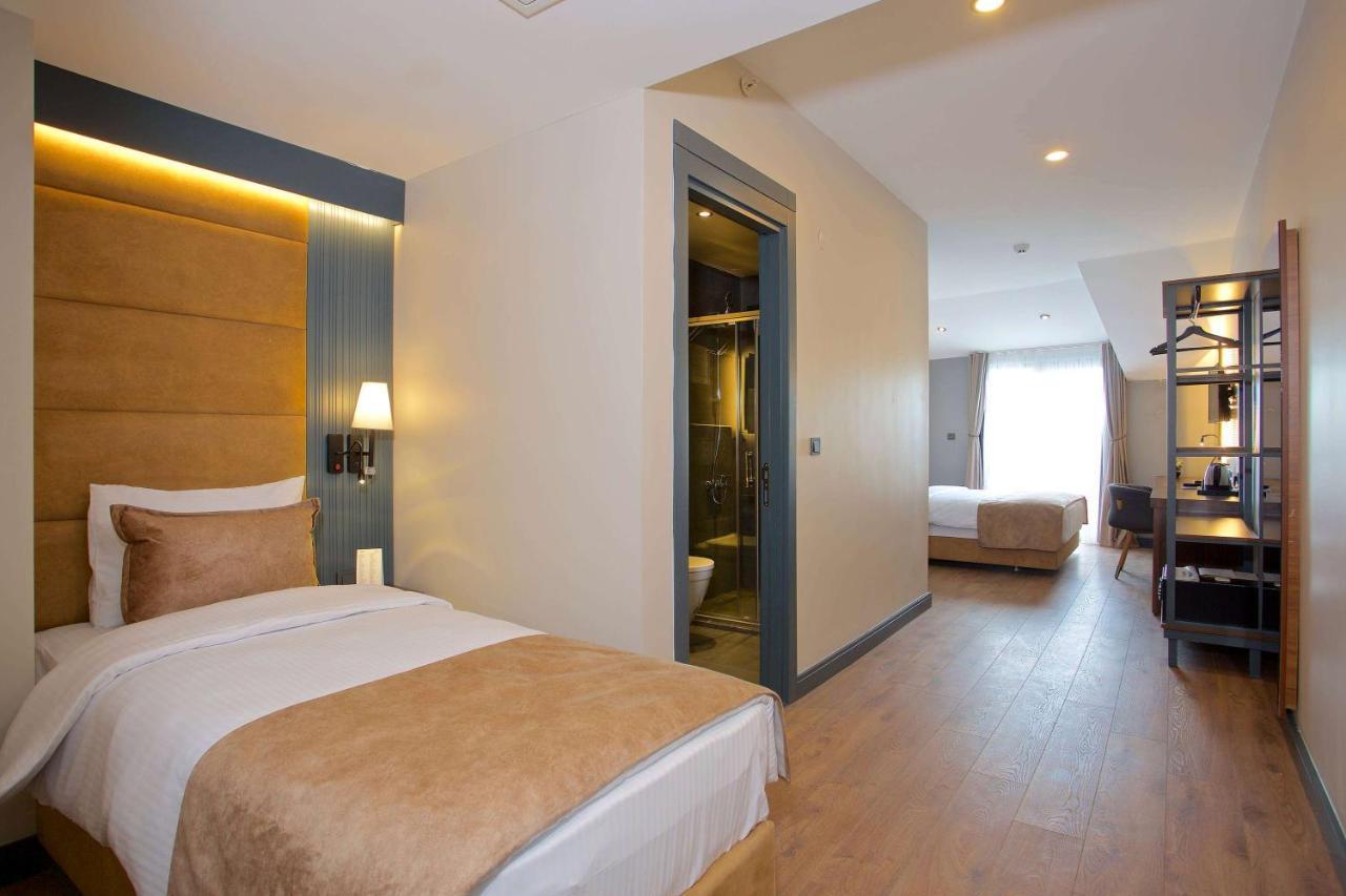 Days Inn By Wyndham Istanbul Arnavutkoy Eksteriør billede