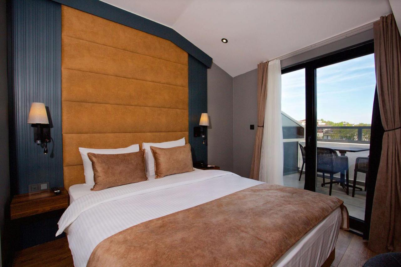 Days Inn By Wyndham Istanbul Arnavutkoy Eksteriør billede