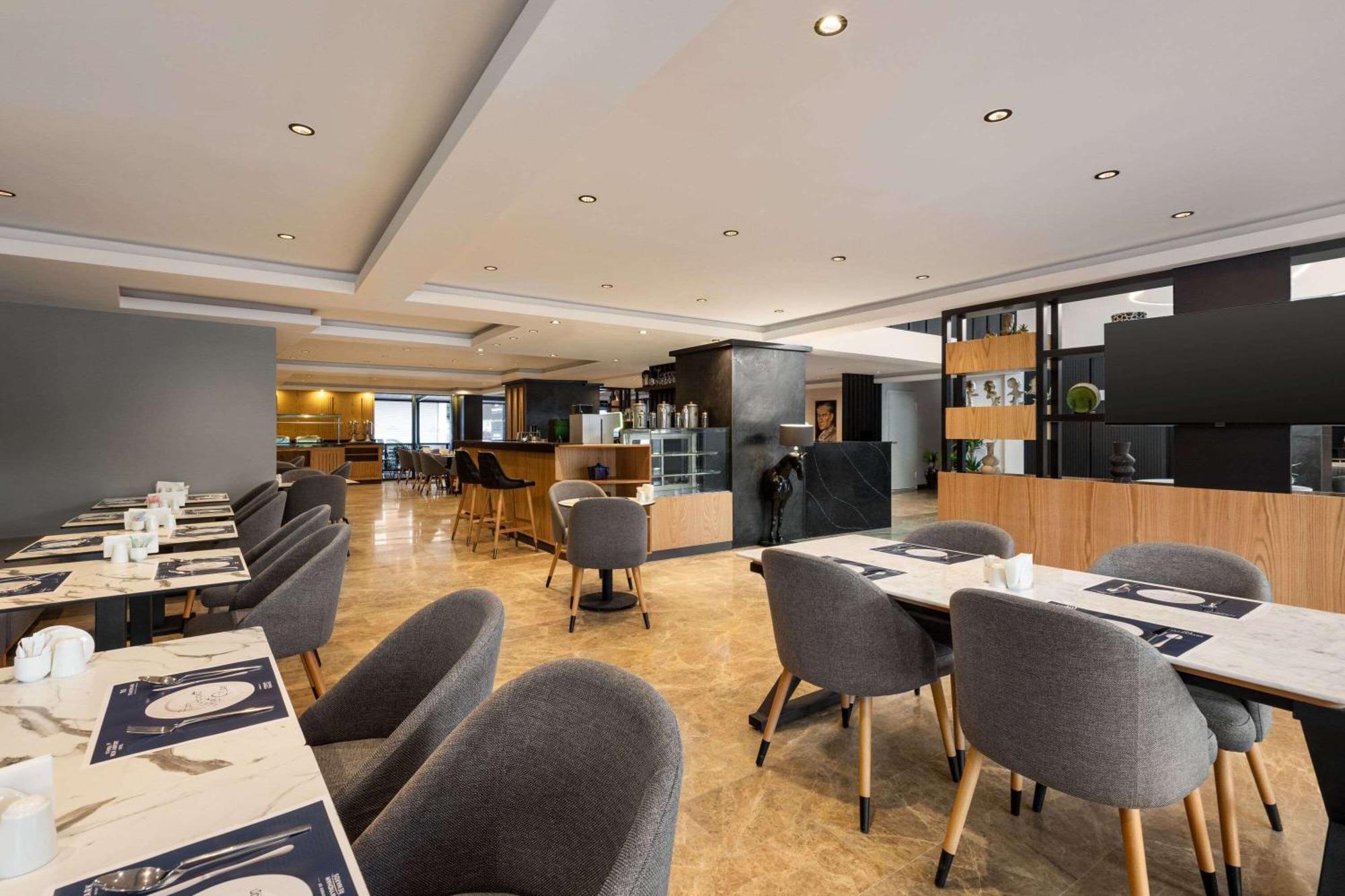 Days Inn By Wyndham Istanbul Arnavutkoy Eksteriør billede